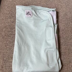 The Ollie Swaddle NWOT